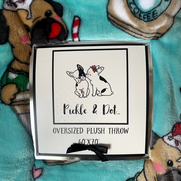 Pickle & Dot Mint Green Pug Dog Throw Blanket Cappuccino Coffee Cup Plush 60x70" - Picture 8 of 16